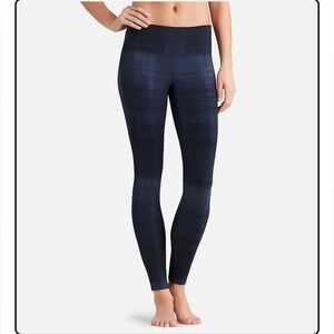 NWT🏷️ Athleta Icy Chaturanga Tight - Deep indigo SIZE XS